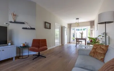 Tussenwoning te koop: Antoni van Leeuwenhoekweg 25, Verbindingslaan Bussum