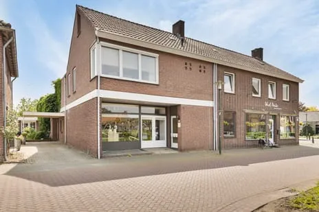 Appartement te koop: Antoniusplein 18B, Kern Lomm Lomm