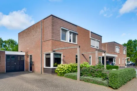Tussenwoning te koop: Antoon de Winterstraat 13, Fatima Weert