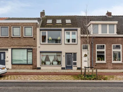 Koopwoning: Antwerpsestraatweg 8 in Bergen Op Zoom - €335.000 - 131m²