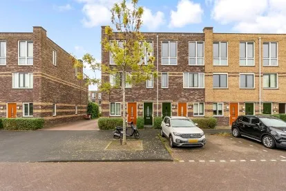 Appartement te koop: Anubisstraat 82, Almere