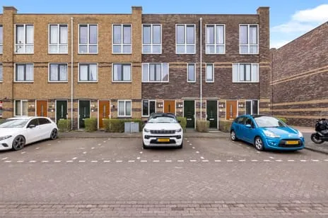 Appartement te koop: Anubisstraat 92, Homeruskwartier Zuid Almere
