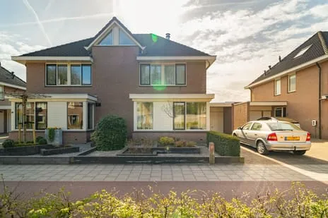 Twee-onder-één-kap te koop: Apeldoornseweg 9, Vulcanus - de Pirk Vaassen