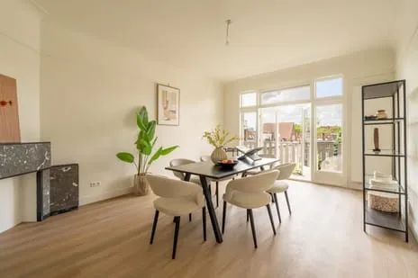 Apartment for sale: Apollolaan 35-3, Beethovenbuurt Amsterdam