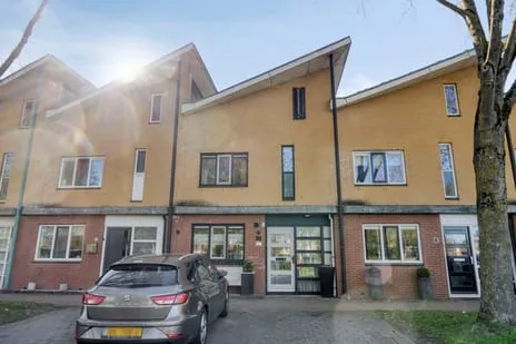 Tussenwoning te koop: Apollolaan 69, Oikos Enschede