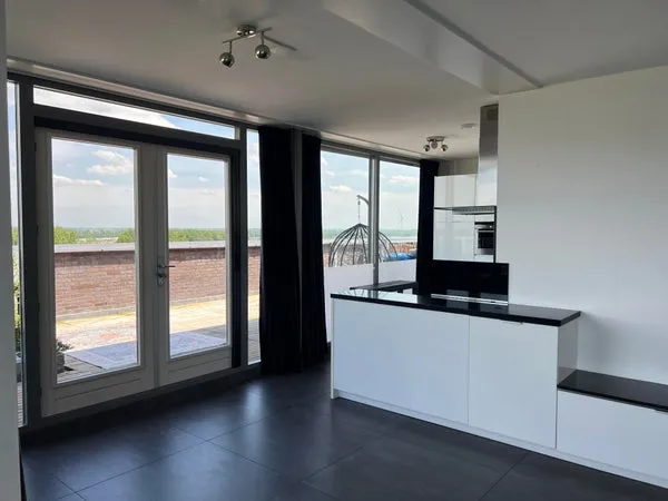 Woning te huur: Apollotoren, Fortuinwijk-Zuid Leiden