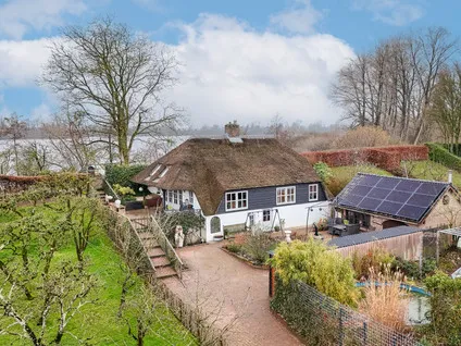 Vrijstaande woning te koop: Appeldijk 22, Heukelum