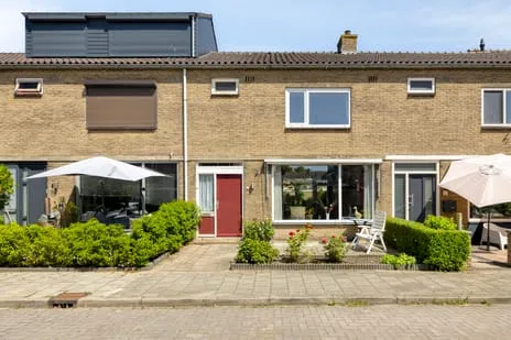 Tussenwoning te koop: Appelstraat 6, Bloemen- en Bomenkwartier Woerden