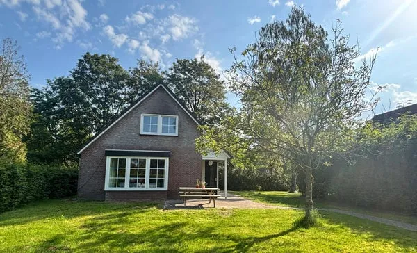 Woning te huur: Appelvink, Verspreide huizen Hooge Mierde Hooge Mierde