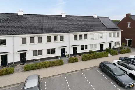 Tussenwoning te huur: Aquamarijn 27, Bosselaar Zevenbergen
