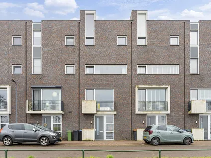 Tussenwoning te koop: Aquasingel 13, Rosmalen