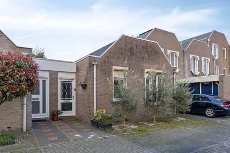 Tussenwoning te koop: Arcachonhof 7, Achtse Barrier-Gunterslaer Eindhoven