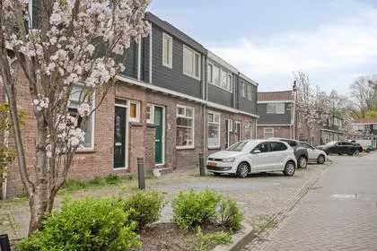 Tussenwoning te koop: Archangelstraat 27, Havenbuurt Zaandam