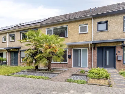 Tussenwoning te koop: Archimedesstraat 11, Serlippenspolder Terneuzen