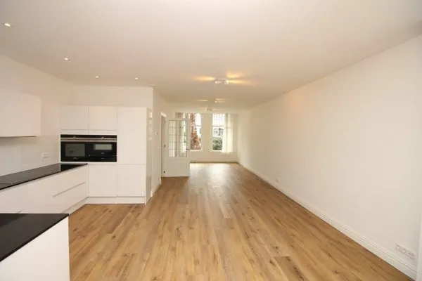 Tussenwoning te huur: Archimedesweg 43, Amsterdam