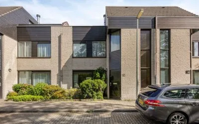 Terraced house for sale: Architect Krophollerkade 37, Houtwijk 'S-Gravenhage