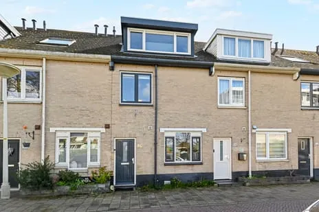 Tussenwoning te koop: Architect Mutterskade 46, Houtwijk 'S-Gravenhage