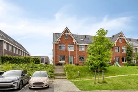 Hoekwoning te koop: Architectenlaan 100, Boterdorpse Zoom Bergschenhoek