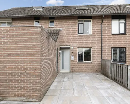 Tussenwoning te koop: Arendshorst 4, Rootselaar-West Barneveld