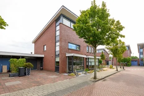 Tussenwoning te koop: Arendshorst 4, Vogelwijk Honselersdijk