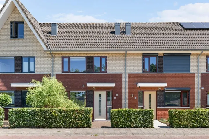 Tussenwoning te koop: Arendshorst 83, Het Overstigt Raalte