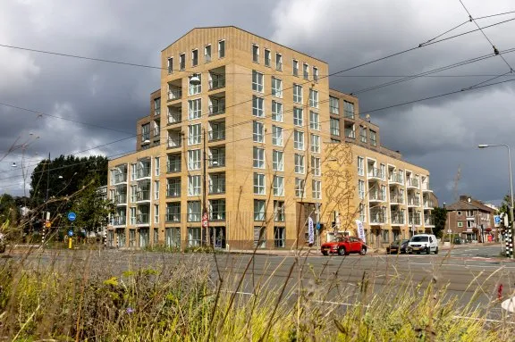 Appartement te huur: Arent Krijtsstraat 1J, Centrum West Diemen