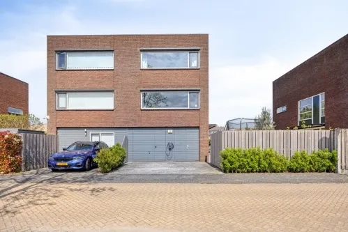 Twee-onder-één-kap te koop: Aria 18, Westerwatering Zuid Zaandam