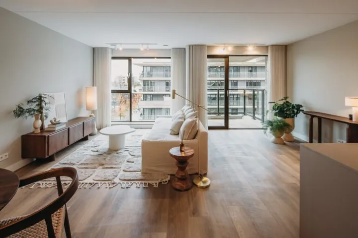 Woning te huur: Ariana Nozemanstraat, Jacques Veltmanbuurt Amsterdam