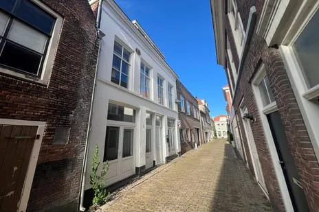 Tussenwoning te koop: Ariën Brandsteeg 11, Benedenstad Gorinchem