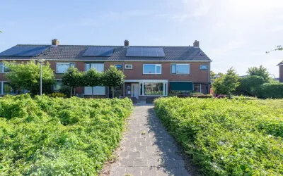 Tussenwoning te koop: Ariëns 18, Het Veer en omgeving Avenhorn