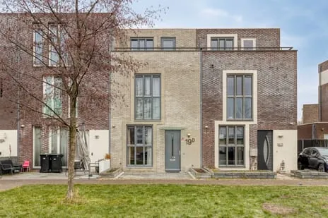 Tussenwoning te koop: Arinnastraat 19D, Homeruskwartier Oost Almere