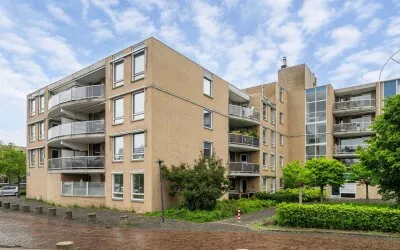 Appartement te koop: Aristide Briandring 42, Loper Noord Vlaardingen