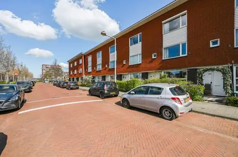 Tussenwoning te koop: Aristoteleslaan 107, De Lanen 'S-Gravenhage