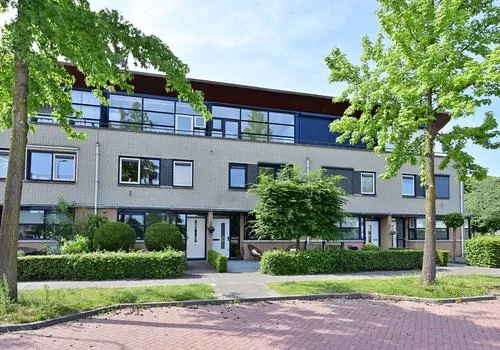 Tussenwoning te koop: Aristoteleslaan 91, Filosofenbuurt Huizen