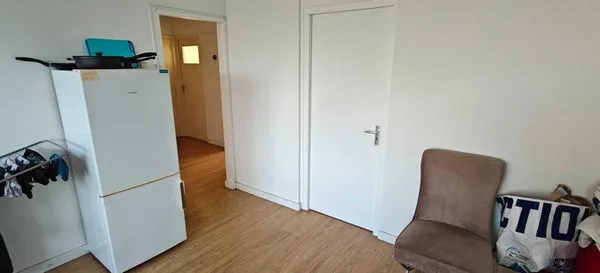 Kamer te huur: Aristotelesstraat 75, Lombardijen Rotterdam