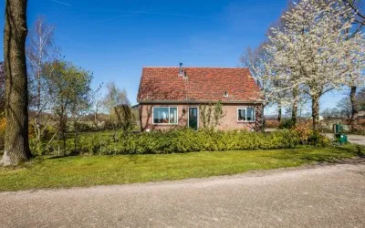 Vrijstaande woning te koop: Armweide 31, Verspreide huizen Ruinen Ruinen