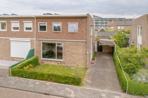 Semi-detached for sale: Arnelaan 35, Stromenwijk Middelburg