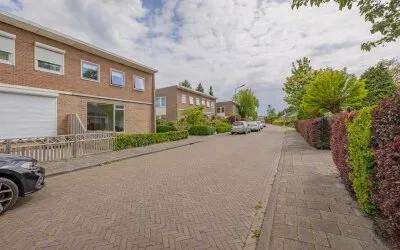 Twee-onder-één-kap te koop: Arnelaan 35, Stromenwijk Middelburg
