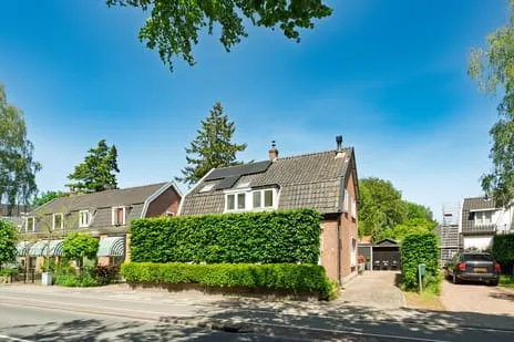 Twee-onder-één-kap te koop: Arnhemse Bovenweg 11, Hoge Dennen Zeist