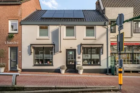 Tussenwoning te koop: Arnhemsepoort 102, Centrum Huissen Huissen