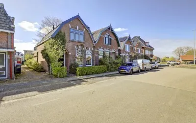 Twee-onder-één-kap te koop: Arnhemseweg-Zuid 133, Leusderkwartier-Oost Amersfoort