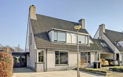 Hoekwoning te koop: Arnold van Lieropstraat 54, Steenbergen-Noord Steenbergen