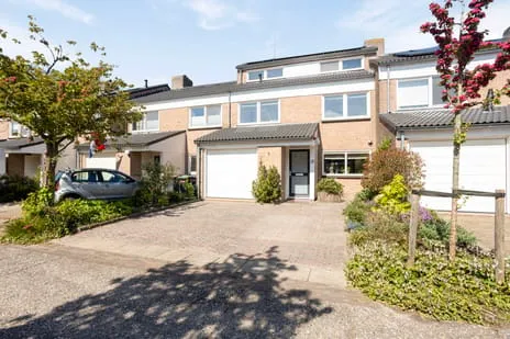 Tussenwoning te koop: Arnoldsonstraat 8, Molendijk Castricum