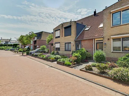 Tussenwoning te koop: Arnoldus Jacobsstraat 4, Ochten Ochten