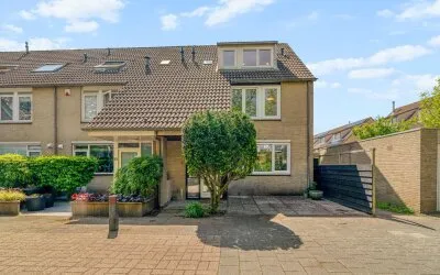 Hoekwoning te koop: Aronskelkweg 27, Groot Deijleroord en Ter Weer Wassenaar