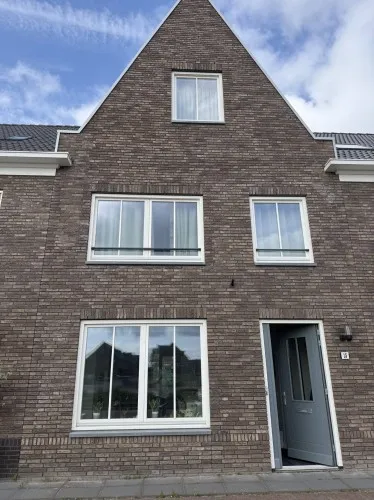 Tussenwoning te koop: Arsenaalstraat 15, Het Dorpshart Hoef En Haag