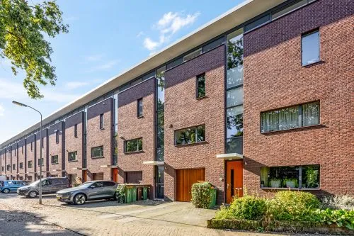 Tussenwoning te koop: Artemislaan 3, Klaphek Ede