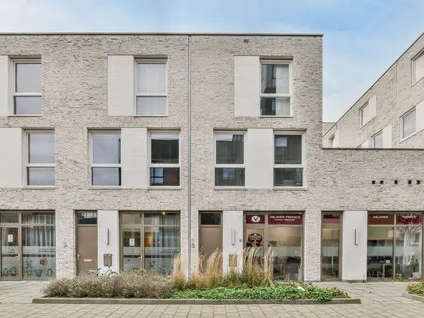 Appartement te koop: Arubapad 17, Leiden