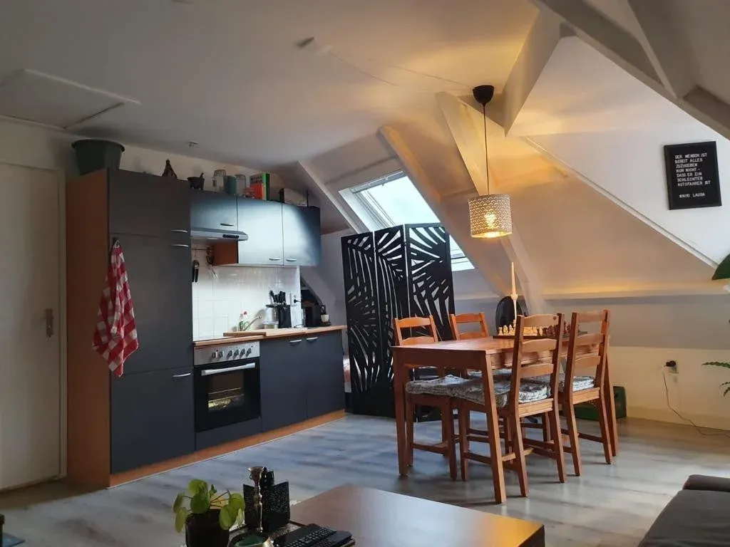 Studio te huur: Assendorperstraat, Zwolle