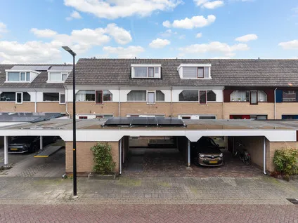 Tussenwoning te koop: Asserdreef 11, Maassluis